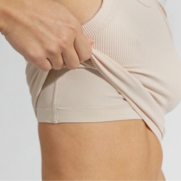 BuffBunny Ribbed Seamless Tank - Picture 3 of 6